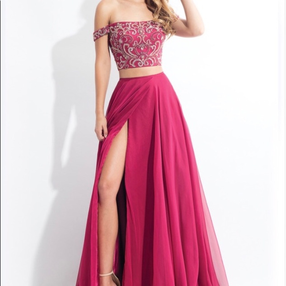 Rachel Allen 6184 wildberry. Worn once Size 6 .